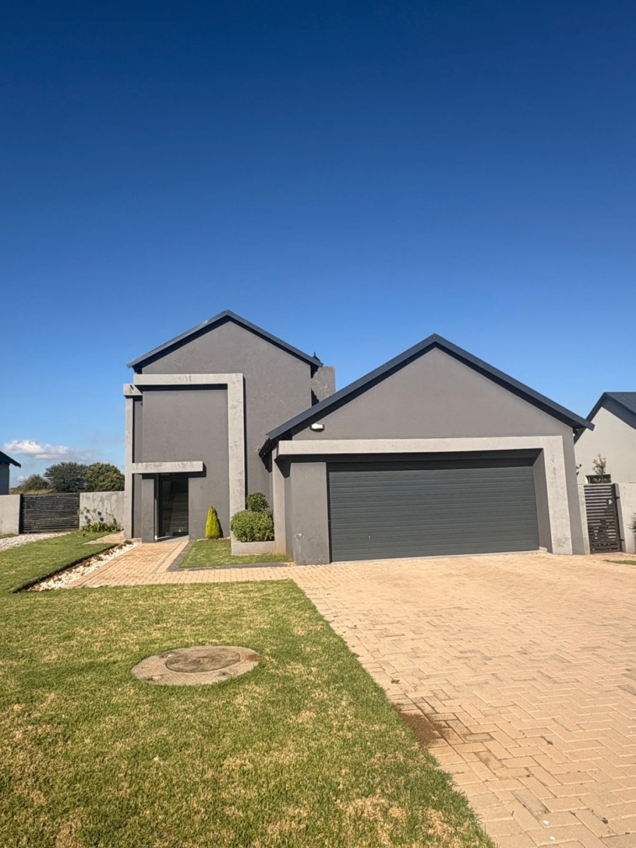 4 Bedroom Property for Sale in Ifafi North West